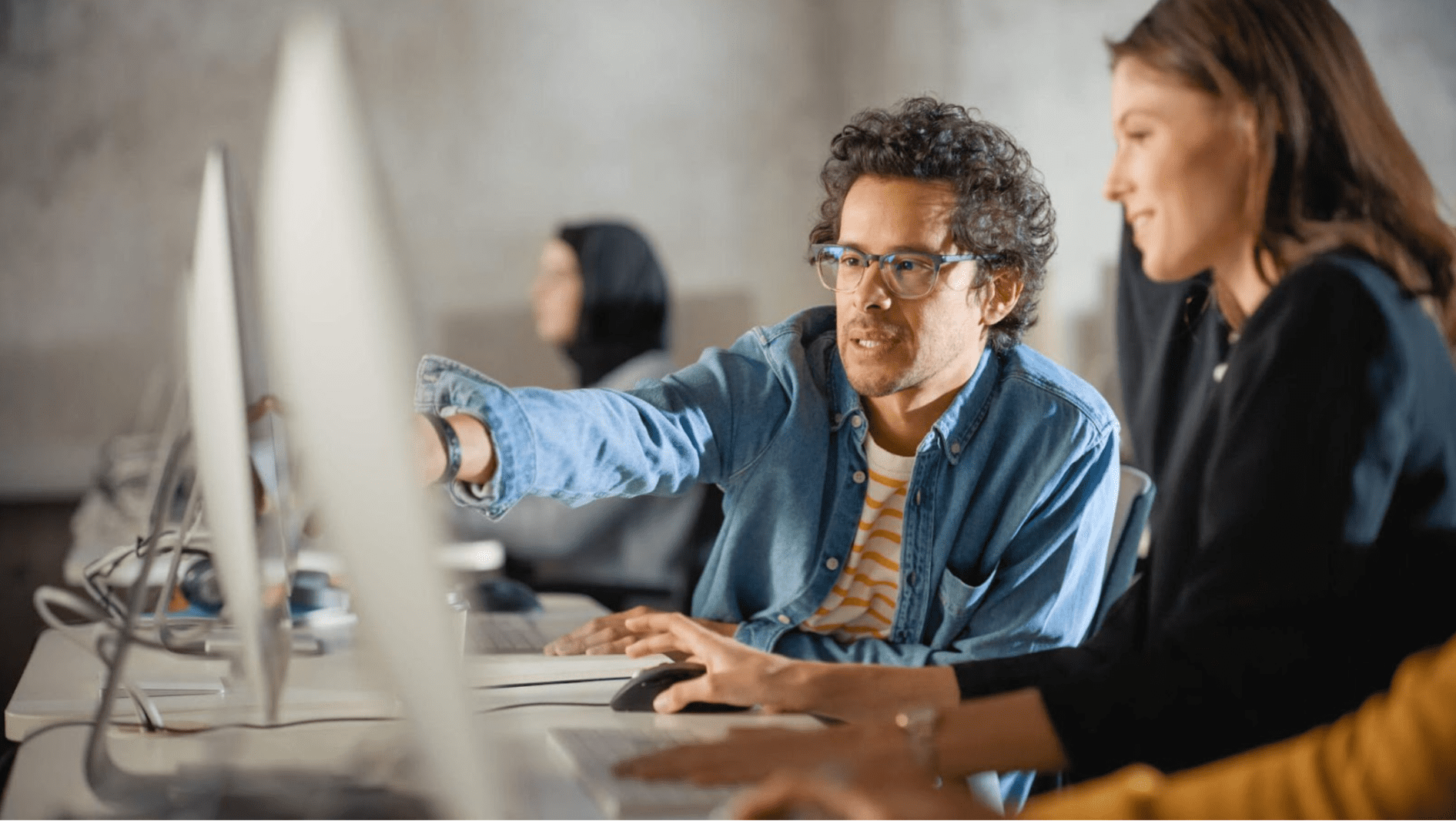 IT Helpdesk employee at school system